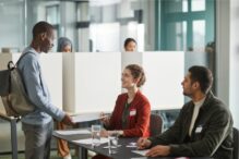 Empregador, você sabe os direitos trabalhistas do empregado que é mesário nas eleições?