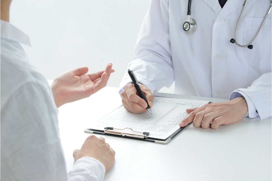 Atestados médicos e a “novidade de 2026”: O que realmente muda e o que é boato